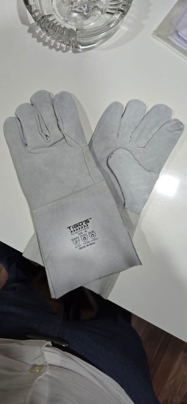 TIGO'S LH03-WHITE LEATHER HAND GLOVES